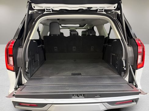 Used 2025 Ford Expedition Max Platinum AWD/4WD image 37