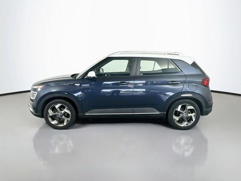 Used 2022 Hyundai Venue Limited FWD image 3