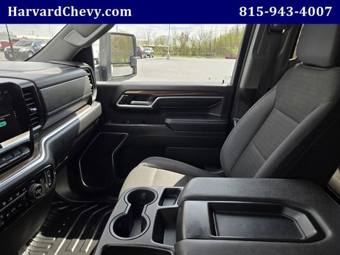 Used 2024 Chevrolet Silverado 2500 LT w/ Safety Package AWD/4WD image 13