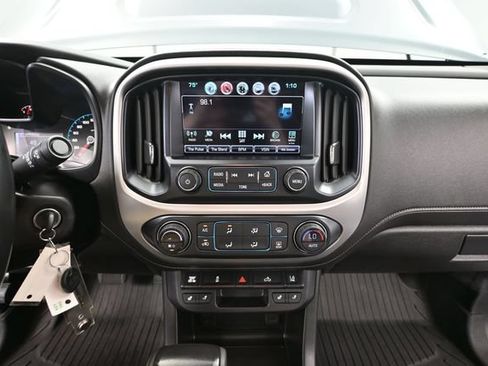 Used 2018 GMC Canyon SLT w/ Driver Alert Package AWD/4WD image 32