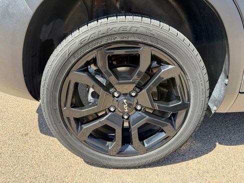 Used 2024 Kia Seltos X-Line AWD/4WD image 38