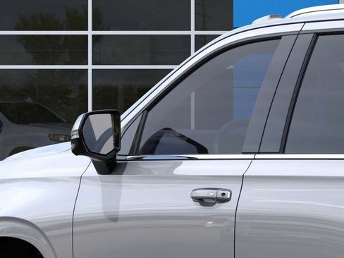 New 2026 Chevrolet Tahoe Premier w/ Sun And Tow Package AWD/4WD image 13