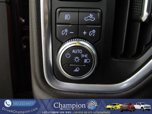 Used 2022 GMC Sierra 2500 Denali w/ Denali Ultimate Package AWD/4WD image 39