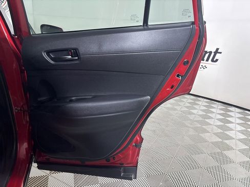 Used 2023 Toyota Corolla Cross LE image 23