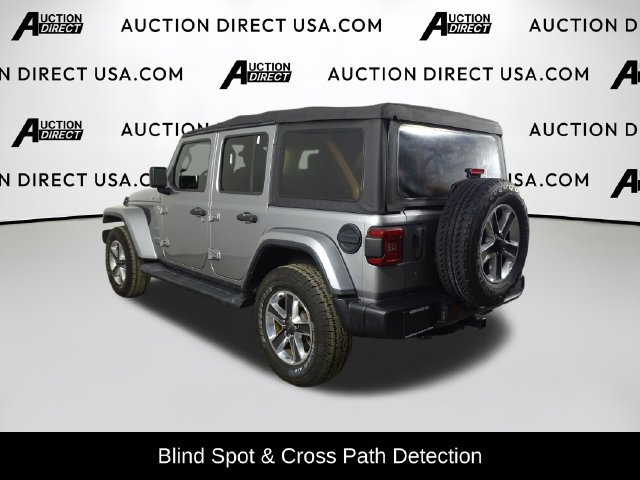 Used 2018 Jeep Wrangler Unlimited Sahara w/ Safety Group AWD/4WD image 5
