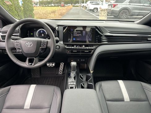 Certified 2025 Toyota Camry SE w/ Convenience Package image 31