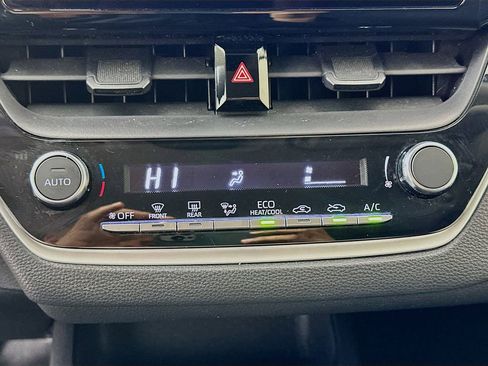 Used 2023 Toyota Corolla LE image 15