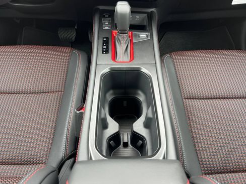New 2026 Nissan Kicks SR w/ SR Premium Package FWD image 12
