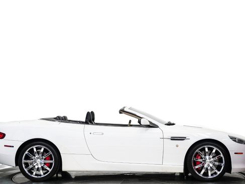 Used 2008 Aston Martin DB9 Volante RWD image 2