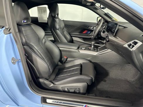 Used 2026 BMW M2 w/ Lighting Package RWD image 17