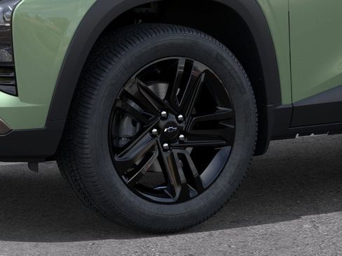 New 2026 Chevrolet Trax ACTIV w/ Sunroof Package FWD image 33