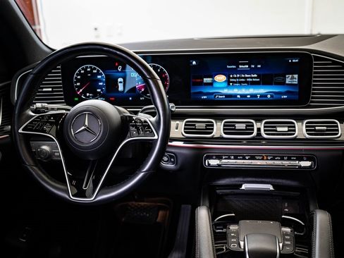 Certified 2025 Mercedes-Benz GLE 450 GLE 450 w/ AMG Line Exterior image 32
