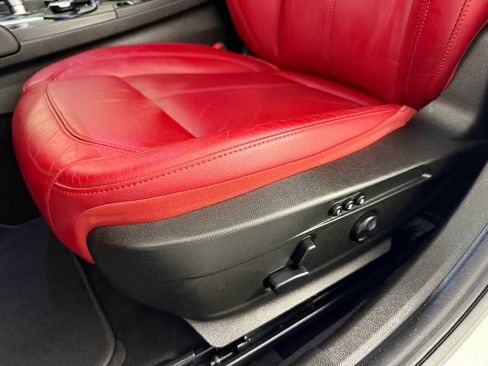 Used 2018 Alfa Romeo Giulia image 21