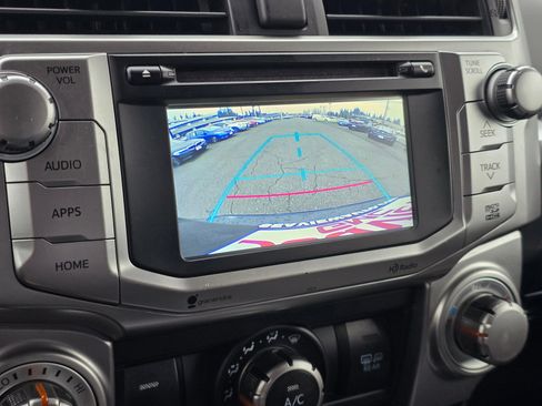 Used 2015 Toyota 4Runner SR5 image 33