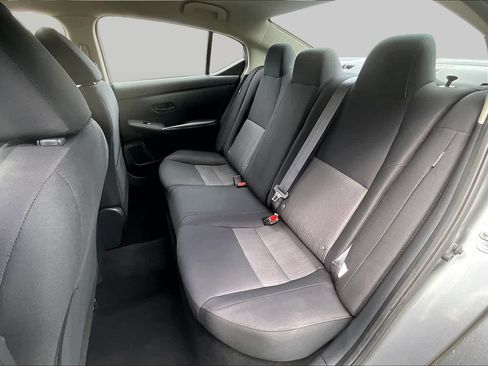 Used 2024 Nissan Sentra SV FWD image 20