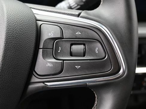 Used 2025 Buick Encore GX Preferred AWD/4WD image 29