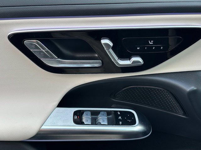 Certified 2025 Mercedes-Benz E 350 4MATIC Sedan image 28