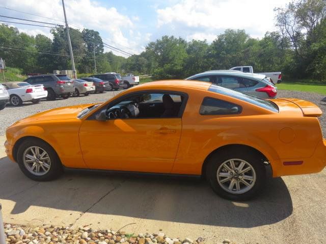 Used 2007 Ford Mustang Coupe RWD image 5