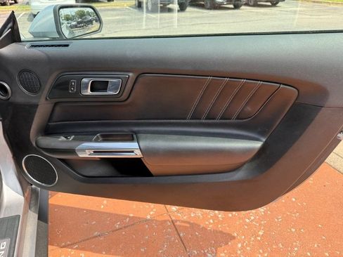 Used 2022 Ford Mustang Premium RWD image 23