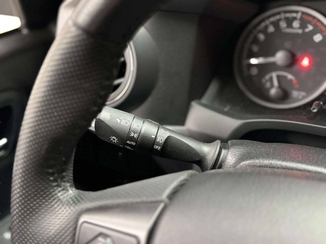 Used 2021 Toyota Tacoma TRD Sport RWD image 31