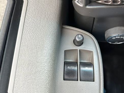 Used 2020 Chevrolet Express 2500 w/ Driver Convenience Package image 16