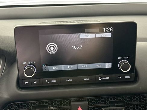 Used 2025 Honda HR-V LX image 11