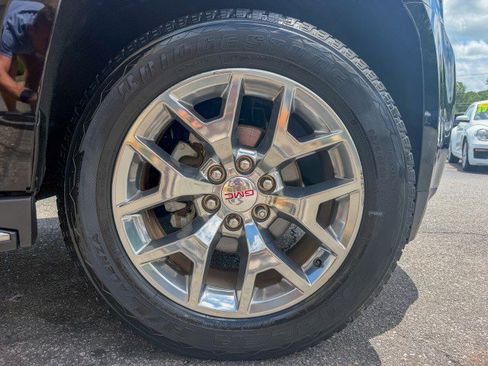 Used 2017 GMC Yukon SLE w/ SLE Value Package RWD image 22