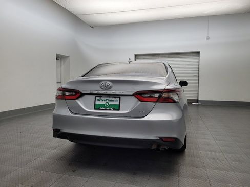 Used 2024 Toyota Camry LE image 7