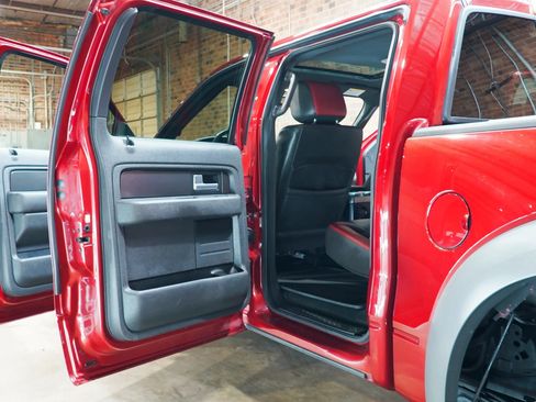 Used 2014 Ford F150 Raptor w/ Equipment Group 801A Luxury AWD/4WD image 39