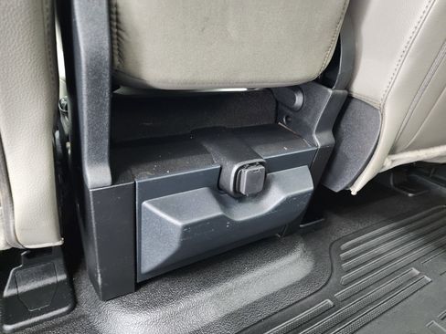 Used 2022 Ford F250 XL w/ STX Appearance Package image 32