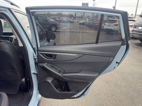 Used 2018 Subaru Crosstrek 2.0i Premium w/ Eyesight System image 16