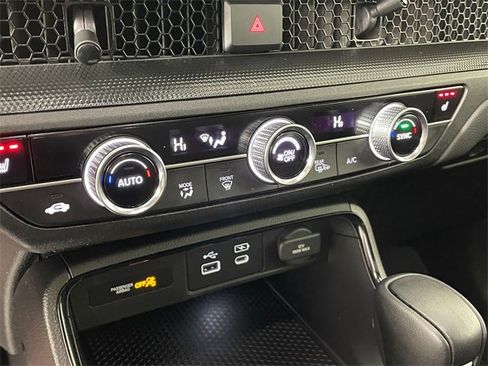 Certified 2024 Honda CR-V Sport image 9