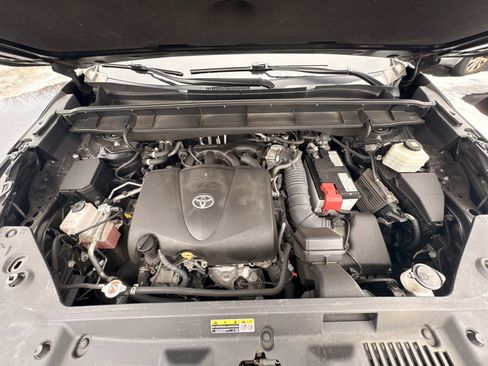 Used 2021 Toyota Highlander XSE image 36