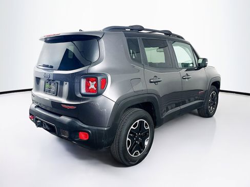 Used 2017 Jeep Renegade Trailhawk w/ Premium Trailhawk Package AWD/4WD image 9