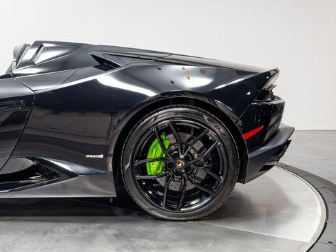 Used 2017 Lamborghini Huracan LP 610-4 AWD/4WD image 41