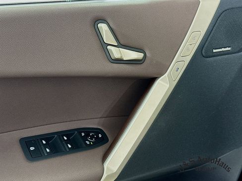 Used 2024 BMW iX xDrive50 w/ Sport Package image 23