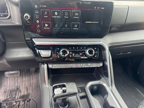 Used 2024 GMC Sierra 1500 Denali w/ Technology Package RWD image 28