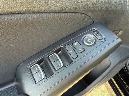 Used 2023 Honda Civic EX image 9