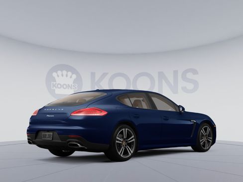 Used 2014 Porsche Panamera GTS AWD/4WD image 4