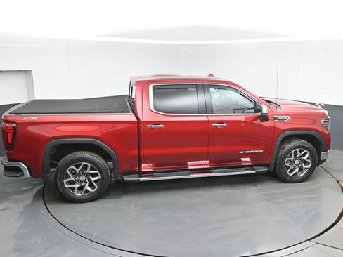 Used 2023 GMC Sierra 1500 SLT w/ SLT Premium Plus Package AWD/4WD image 41