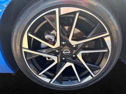 Certified 2024 Nissan Sentra SR w/ SR Premium Package FWD image 12