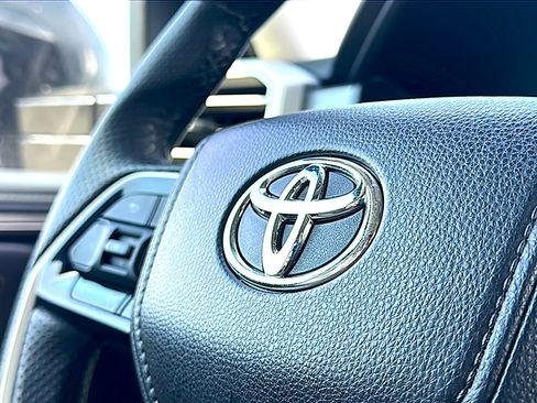 Used 2024 Toyota Tundra SR5 w/ SR5 Premium Package AWD/4WD image 30
