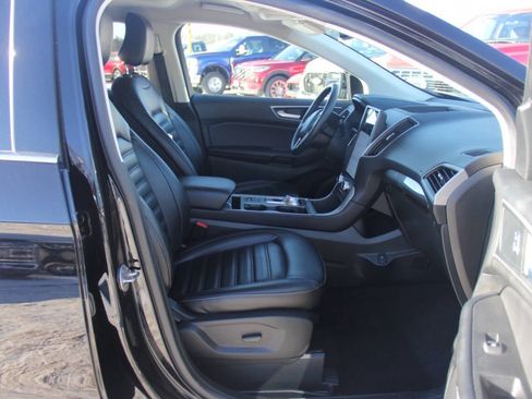 Certified 2024 Ford Edge SEL image 25