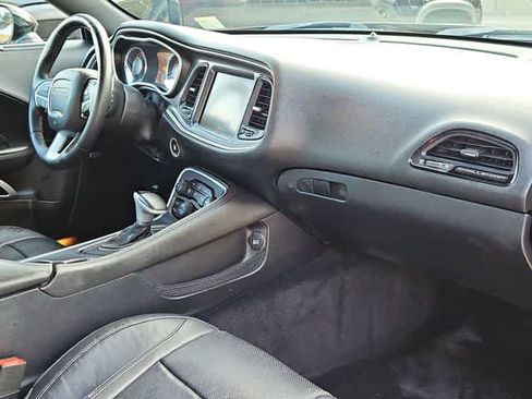 Used 2015 Dodge Challenger SXT Plus RWD image 19