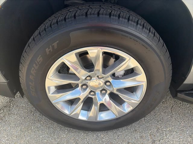 Used 2024 Chevrolet Tahoe Premier AWD/4WD image 10