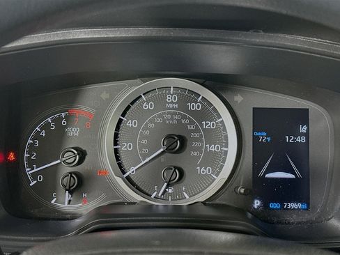 Used 2022 Toyota Corolla LE image 19
