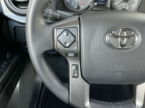 Certified 2023 Toyota Tacoma TRD Off-Road image 12