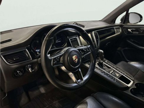 Used 2015 Porsche Macan Turbo AWD/4WD image 14