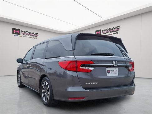 Used 2024 Honda Odyssey EX-L image 5