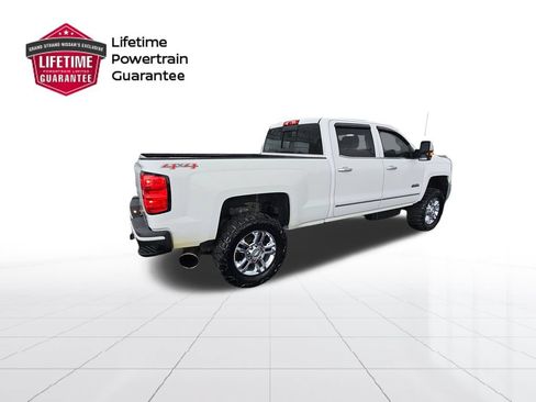 Used 2015 Chevrolet Silverado 2500 High Country w/ Duramax Plus Package AWD/4WD image 7